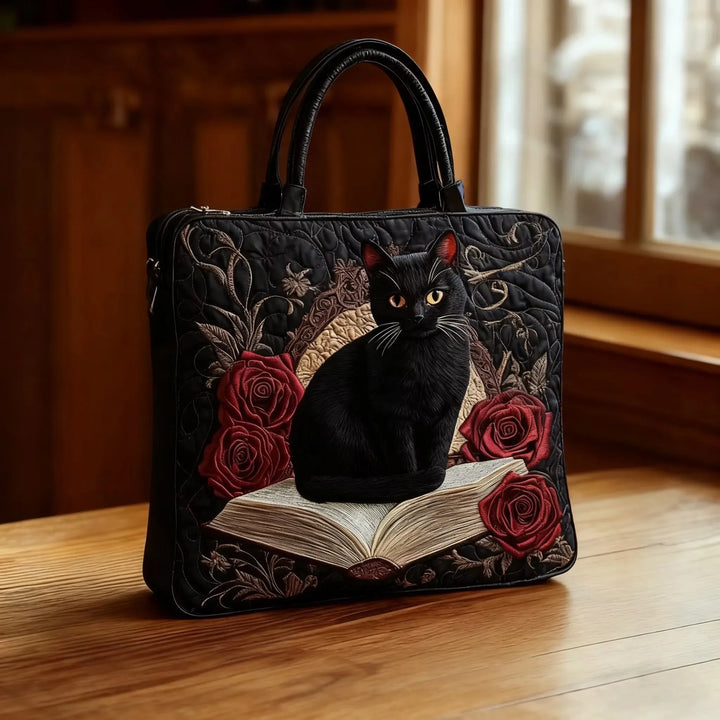 Ambachtelijke Matelassé Tas - Zwarte Kat op Boeken