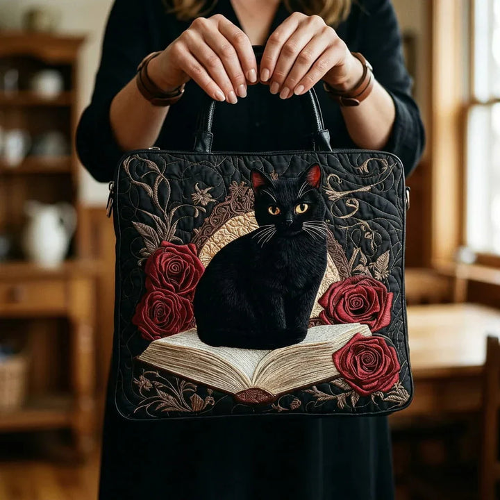Ambachtelijke Matelassé Tas - Zwarte Kat op Boeken